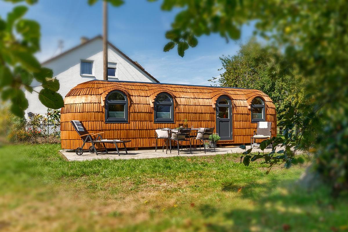 Auszeitgarten - Urlaub Im Tinyhaus Im Herzen Von Oberschwaben Aulendorf Bagian luar foto